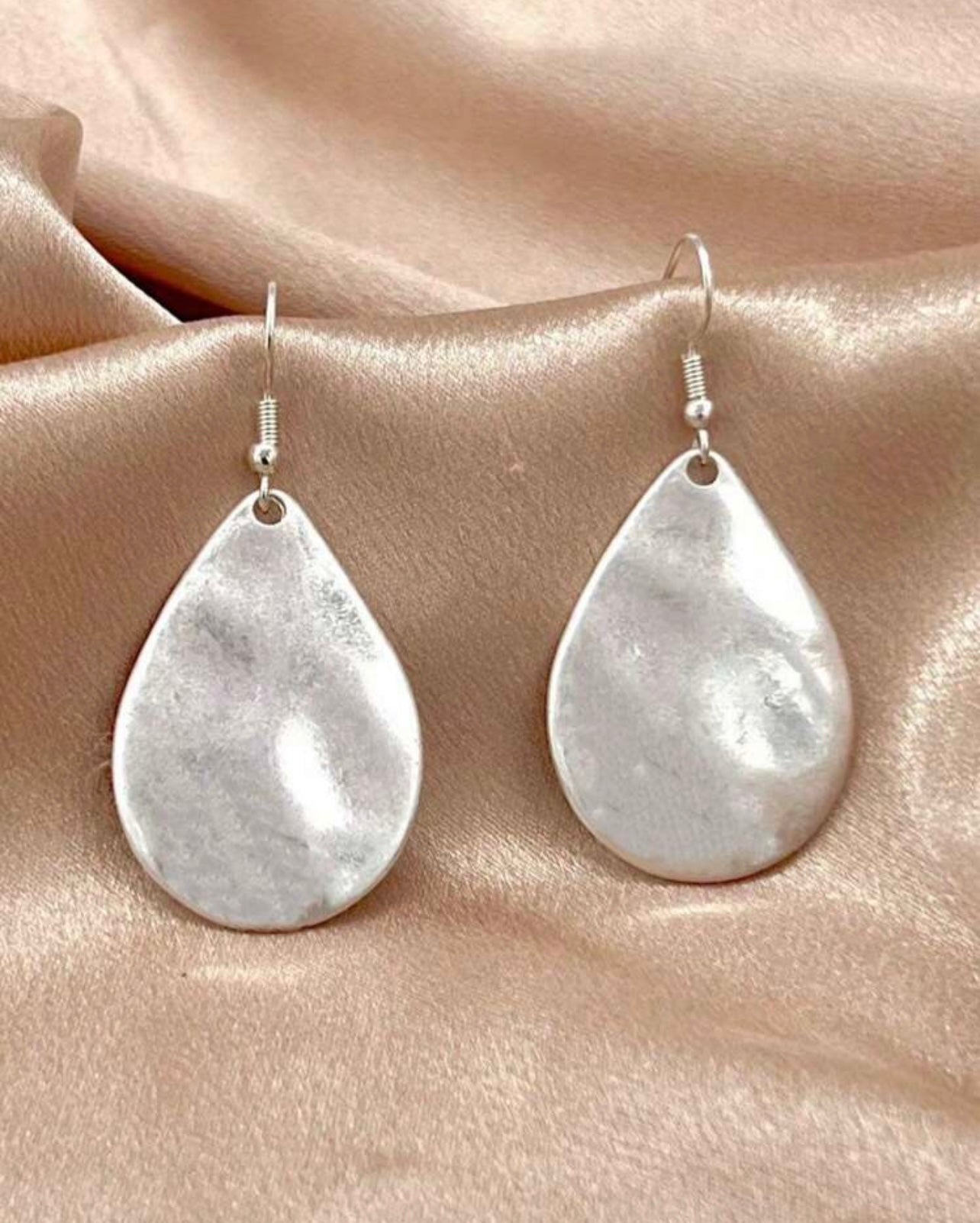 EARRINGS ~ Water Droplet Shaped Teardrop Hammered Drop Dangle Earrings